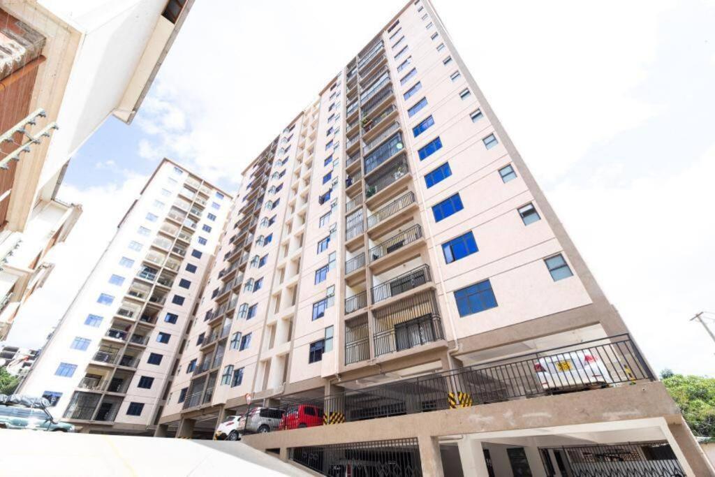 Furnished Apartment In Kilimani ไนโรบี ภายนอก รูปภาพ