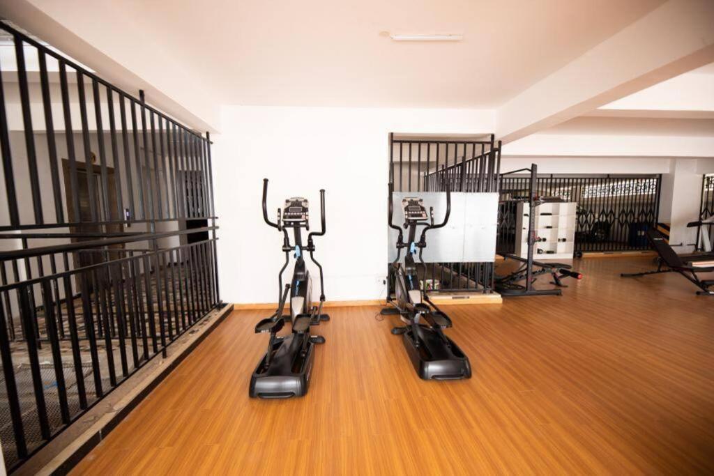 Furnished Apartment In Kilimani ไนโรบี ภายนอก รูปภาพ